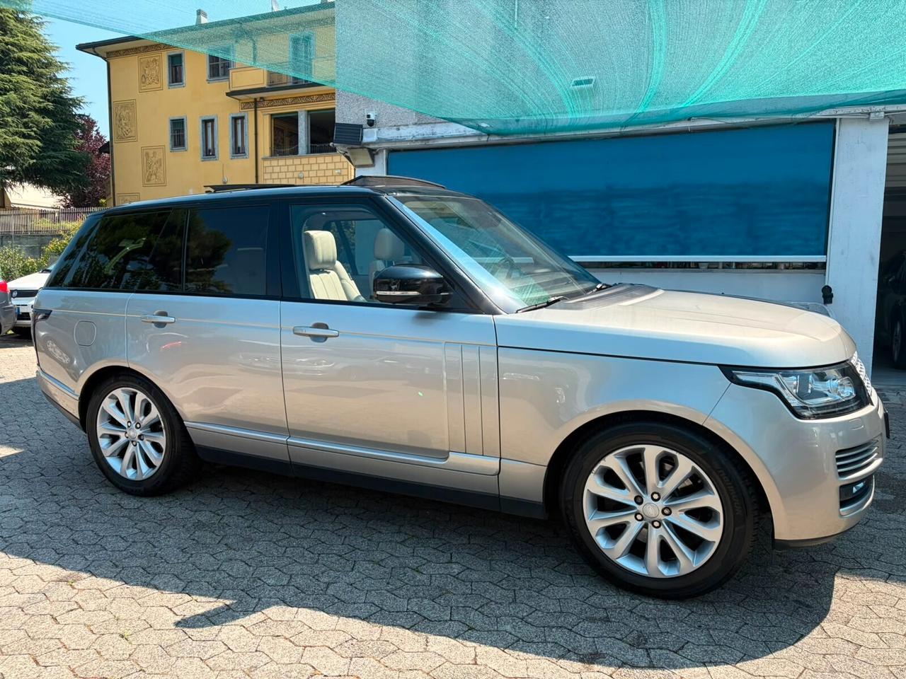 Land Rover Range 3.0 TDV6 Autobiography