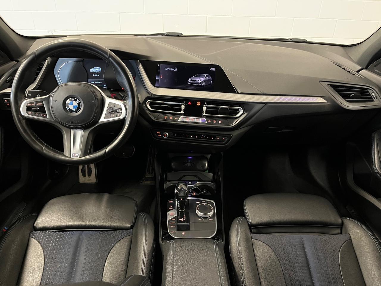 Bmw 118 118d 5p. Msport