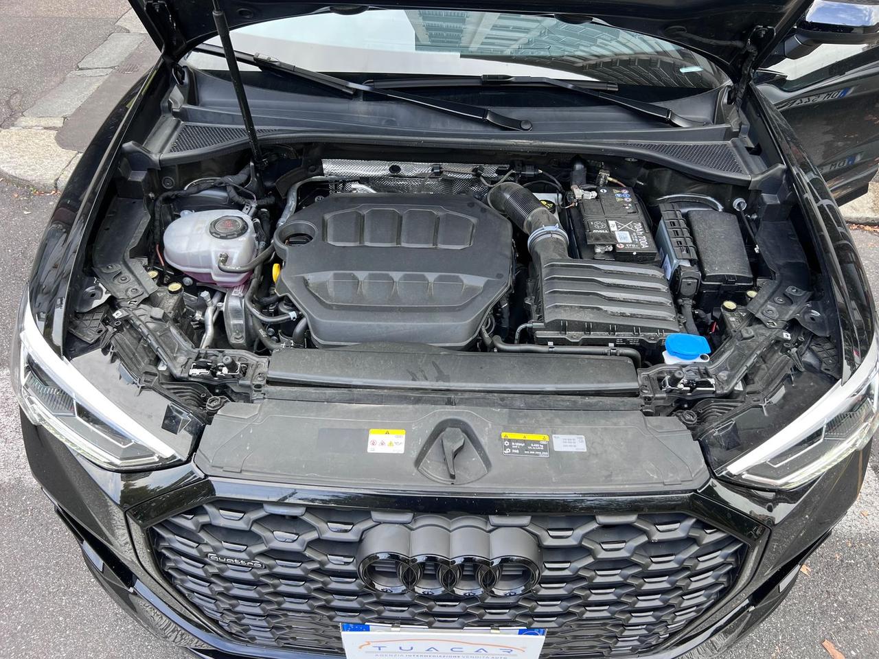 Audi Q3 Identity Black 2.0 45 TFSI IVA ESPO #7100