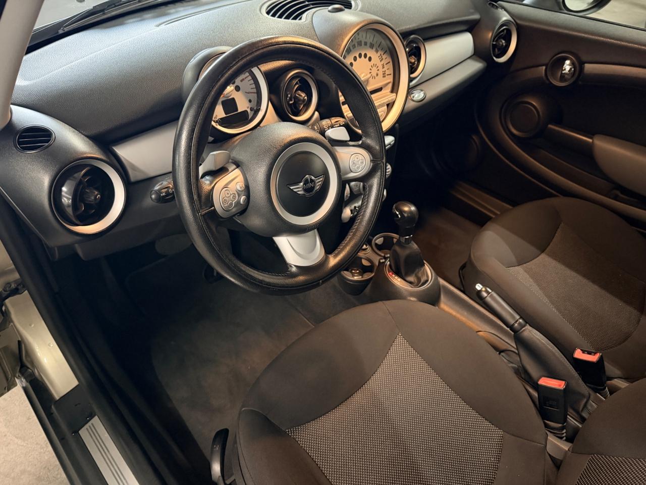 Mini 1.6 16V Cooper D