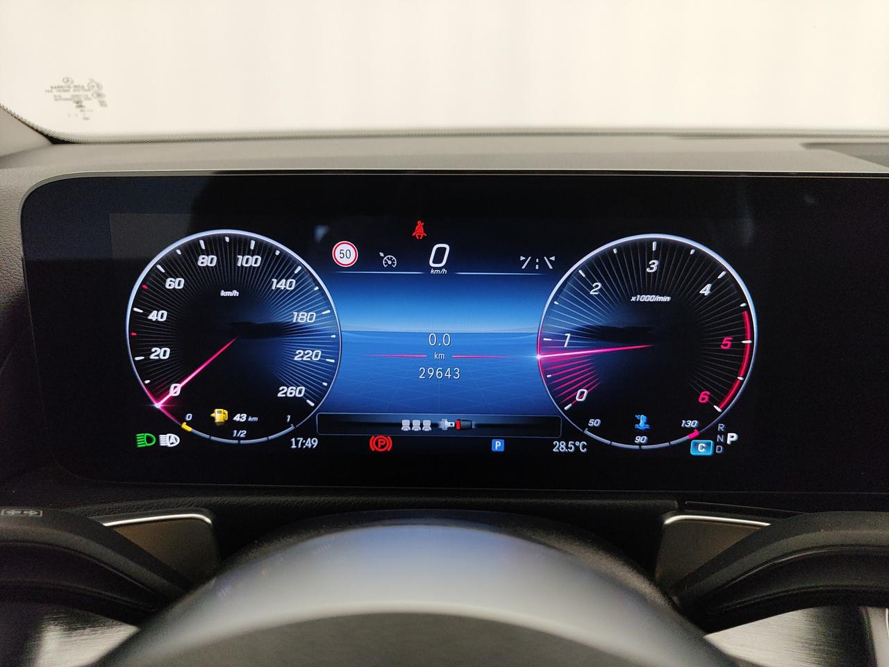 Mercedes-Benz GLB 180 d Advanced auto