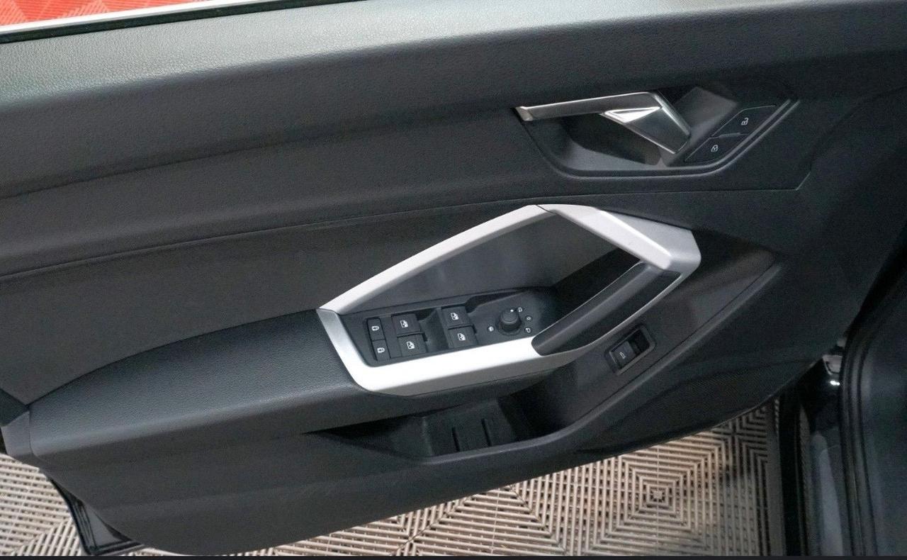 Audi Q3 35 Tdi Sportback S line edition