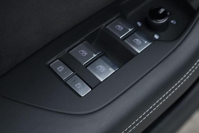 AUDI RS6 Avant 4.0 TFSI V8 quattro tiptronic