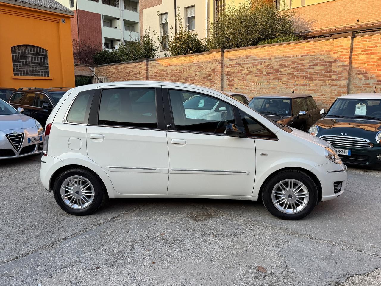 Lancia MUSA 1.4 8V Ecochic (GPL) Avenue