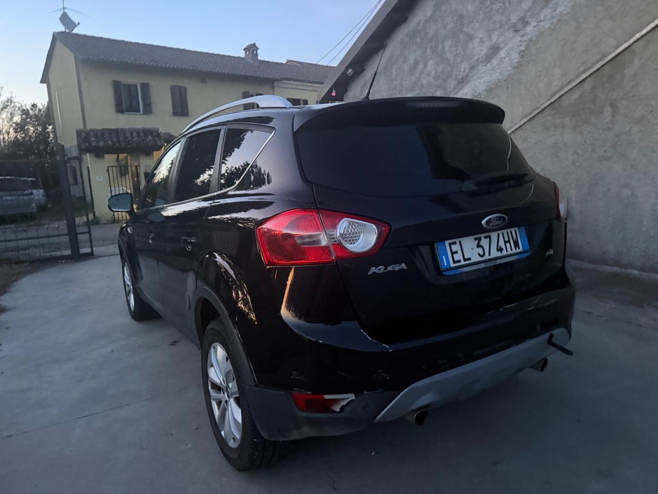 Ford Kuga 2.0 TDCi Titanium Automatico