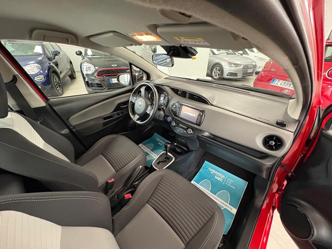 Toyota Yaris 1.5 B 75cv 2018km 65000 neopatentati