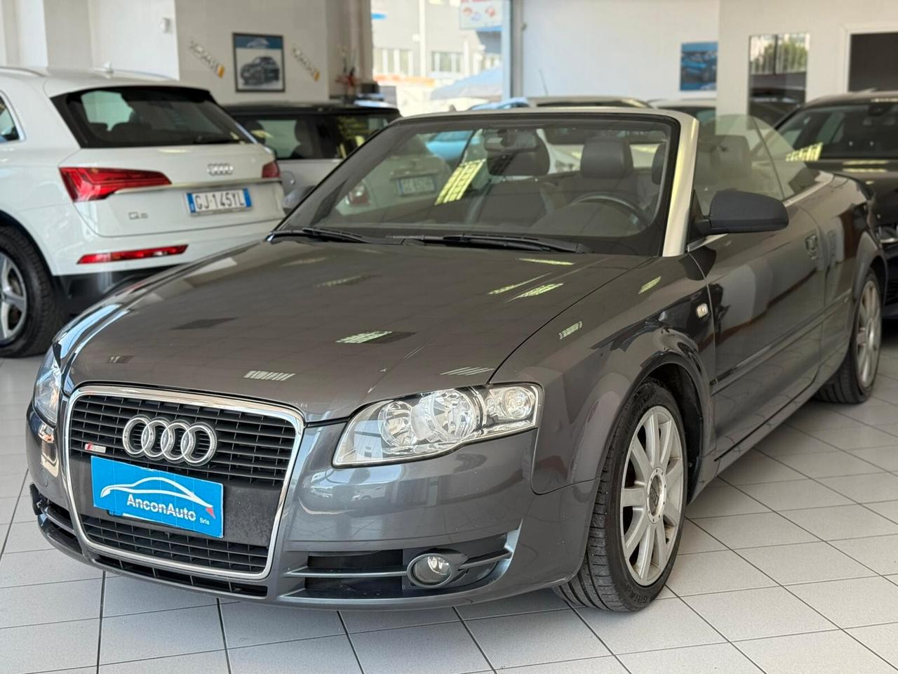 Audi A4 2.0 TDi CABRIO 2009