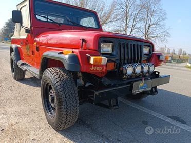 Jeep Wrangler Yj 2.5 Autocarro