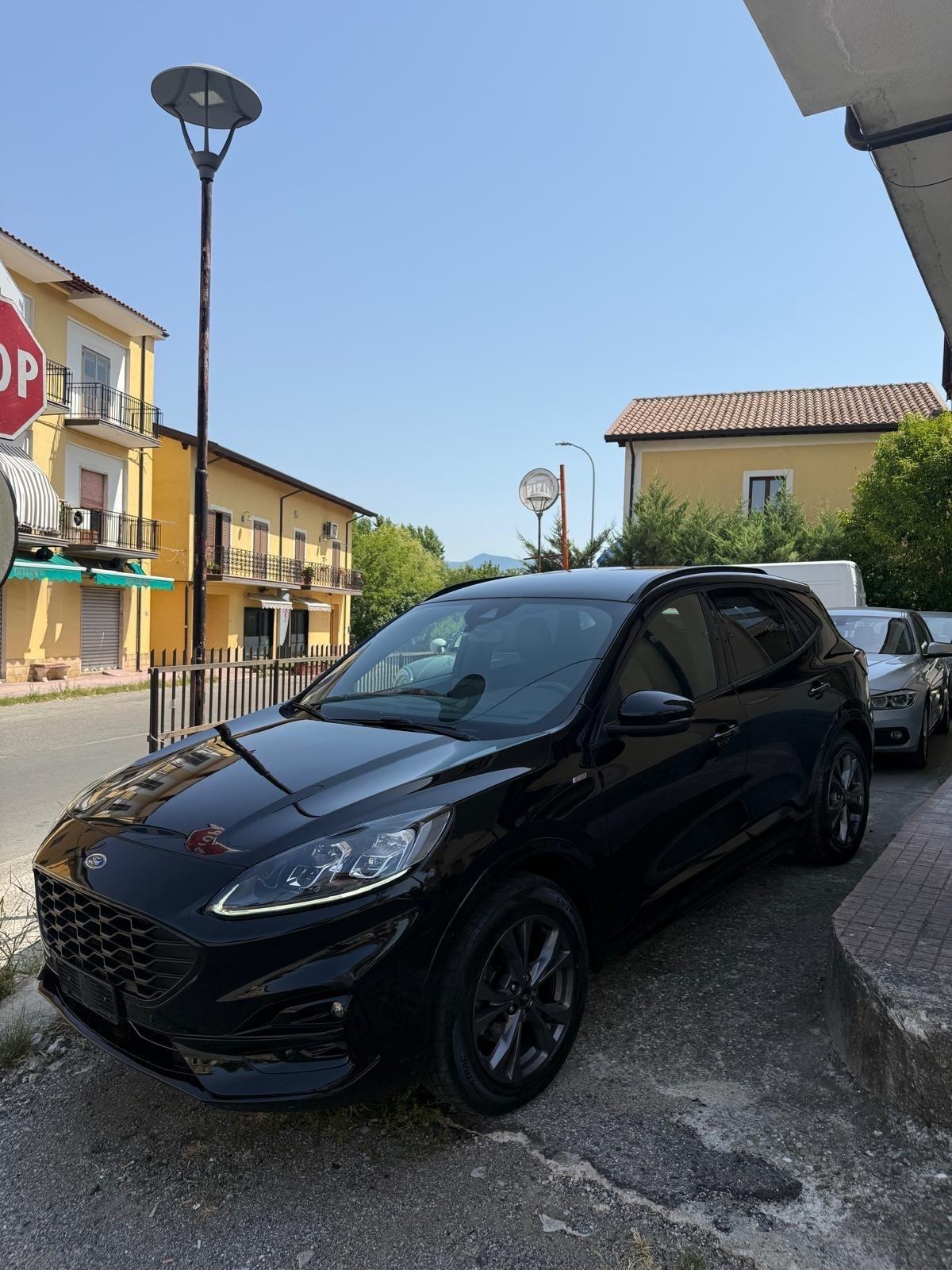 Ford Kuga AWD ST-Line X