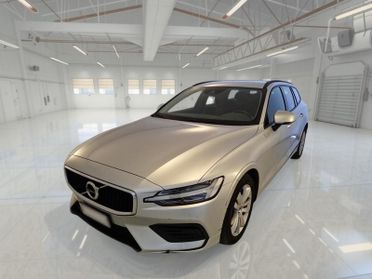VOLVO V60 B4 D autom. Momentum Business WAGON
