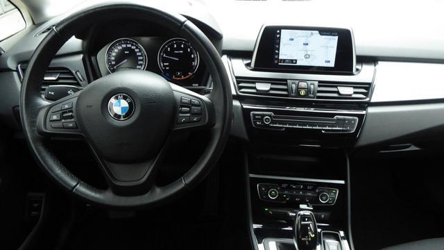 BMW 218 i Active Tourer Advantage Aut.