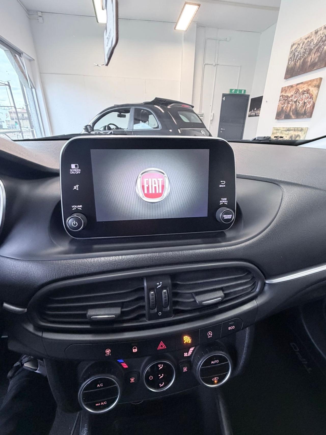 Fiat Tipo 1.6 Mjt S&S SW Lounge