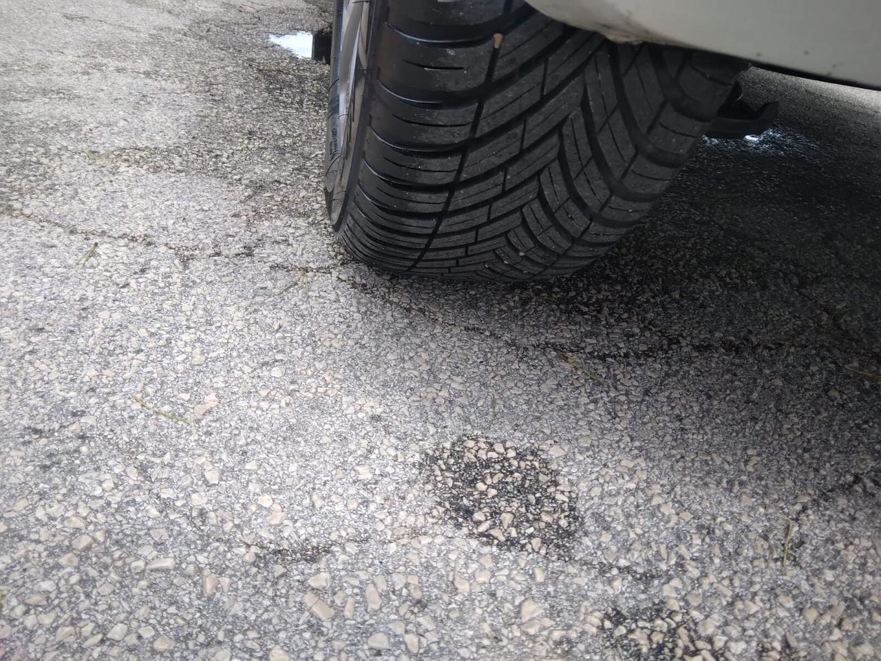 Peugeot 208 1.2 benzina Allure 2015