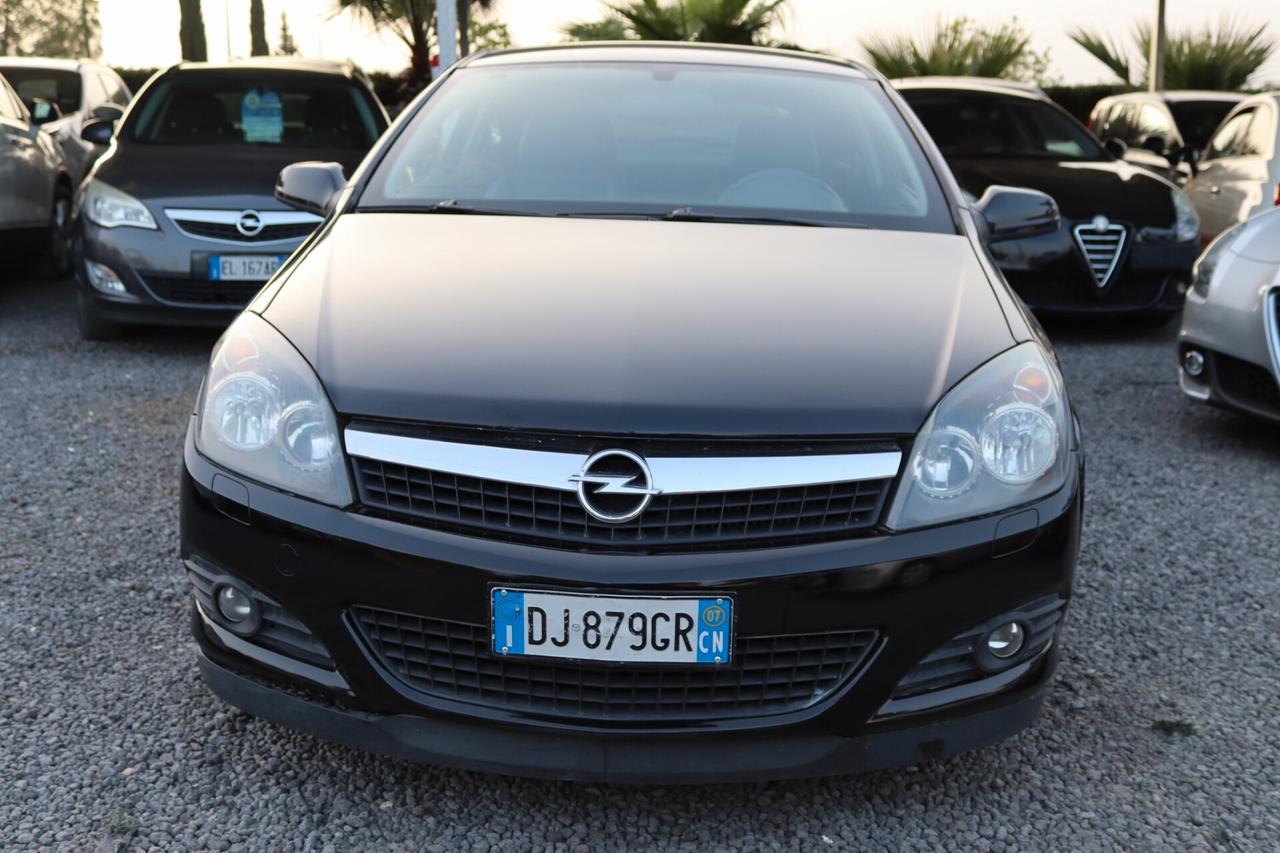 Opel Astra GTC 1.9 DIESEL 120CV