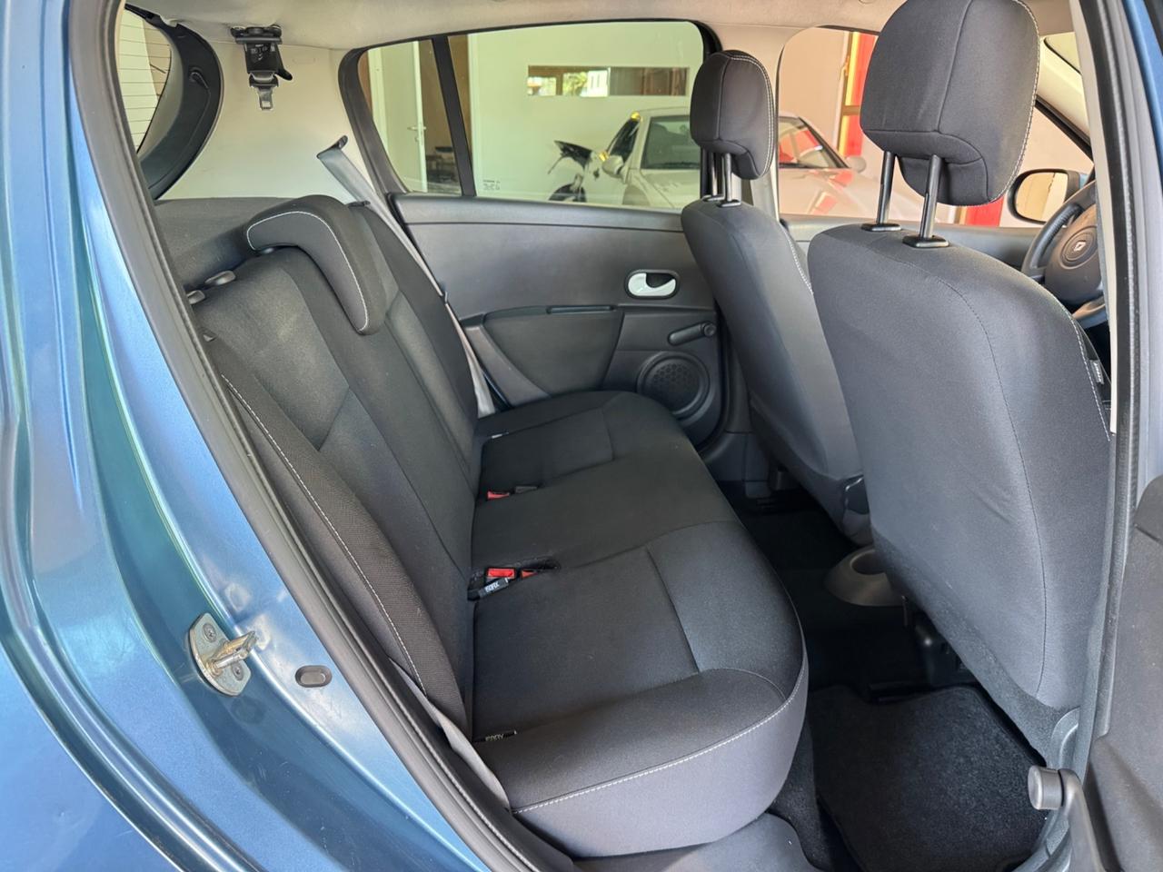 Renault Clio 1.2 16V 5 porte Live!