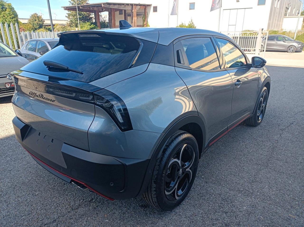 Alfa Romeo Junior 1.2 136 CV Hybrid eDCT6 Speciale