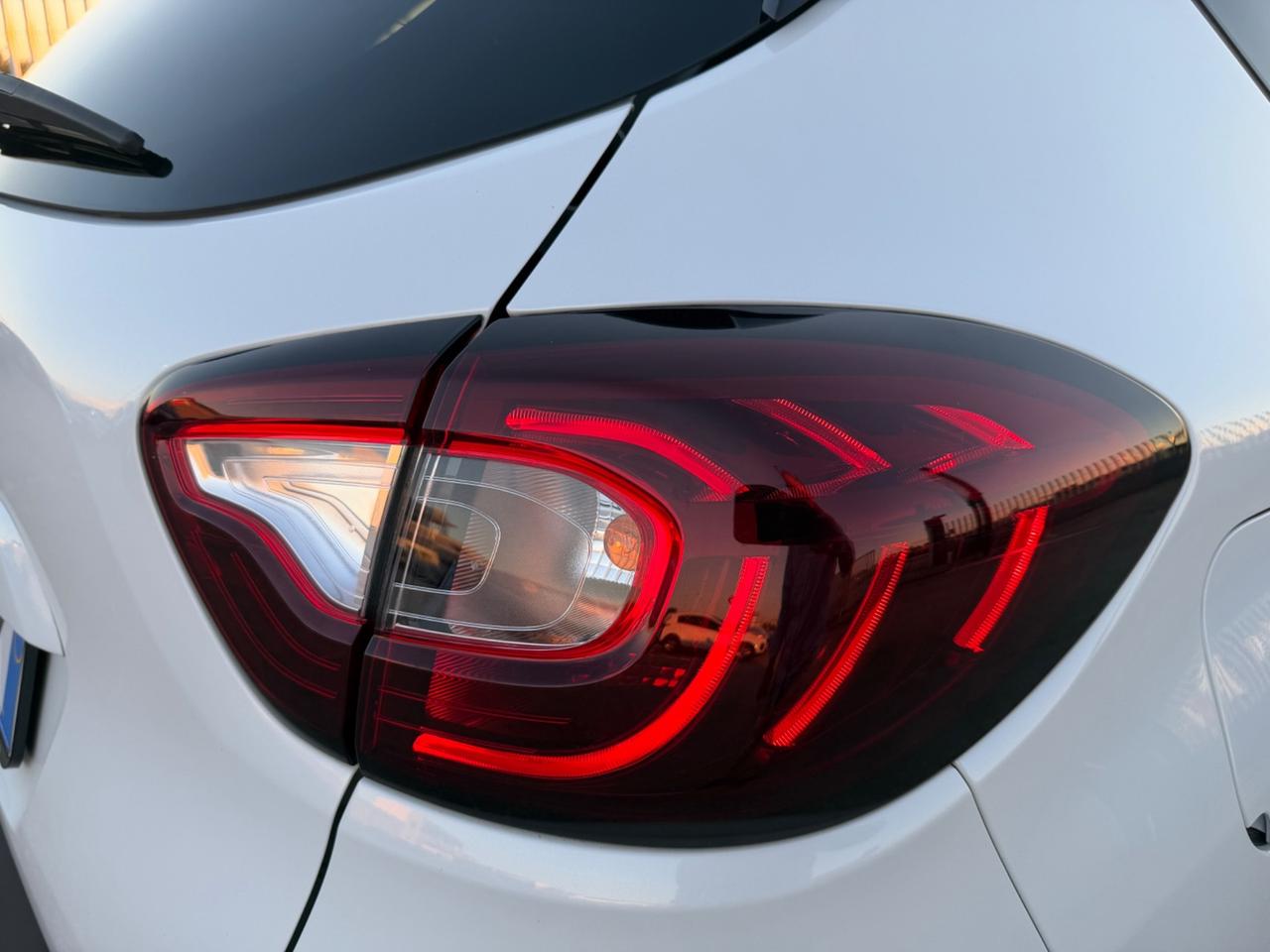 RENAULT CAPTUR TCE 90 CV FULL LED PERLATA MY20