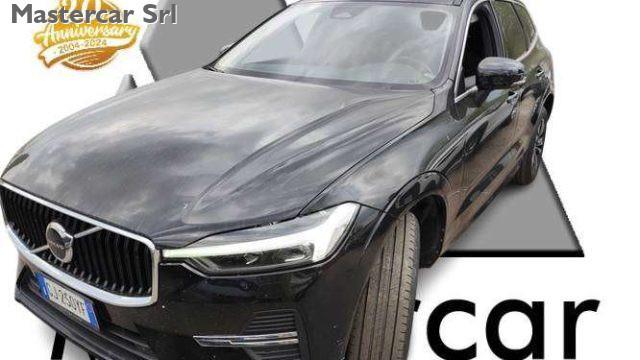 VOLVO XC60 XC60 II 2022 2.0 b4 Momentum auto - GJ250YF