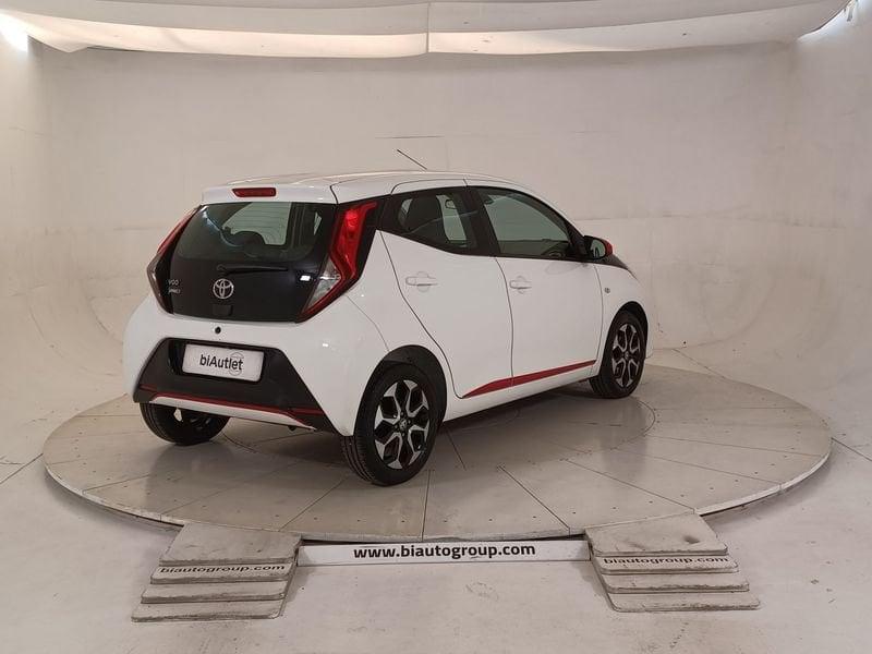 Toyota Aygo II 2018 5p 5p 1.0 x-play 72cv
