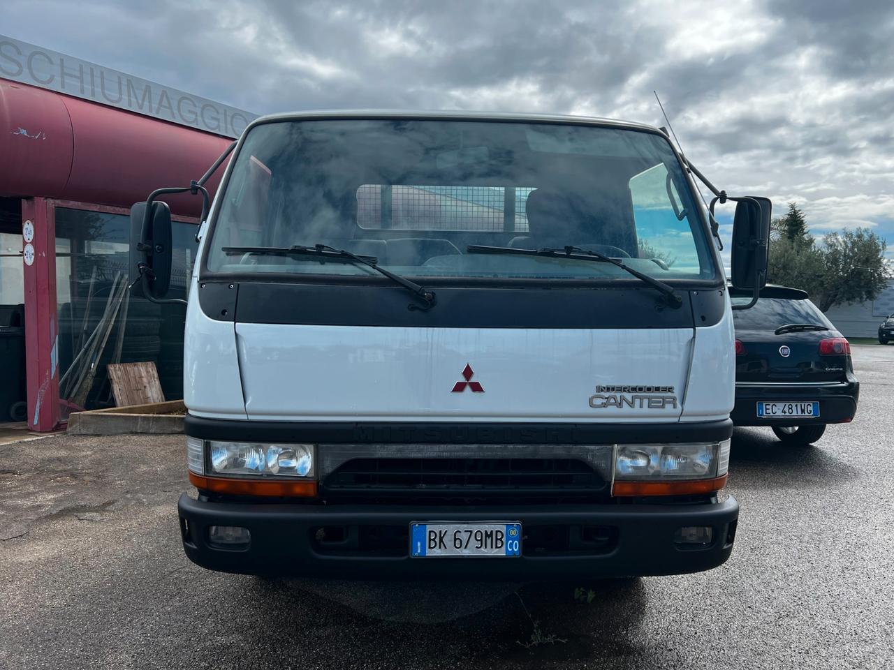 Mitsubishi Canter MITSUBISHI MOTOR 2.8 AUTOC.