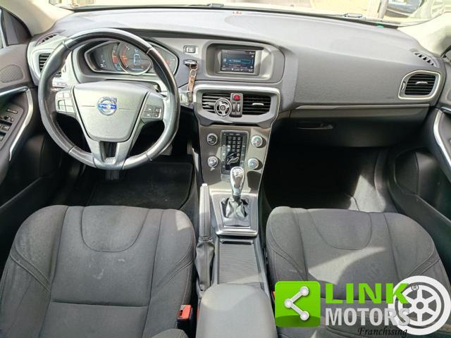VOLVO V40 D2 1.6 Kinetic NEOPATENTATI