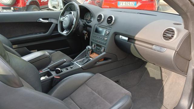 AUDI A3 Cabrio 1.8 16V TFSI S tronic Ambition