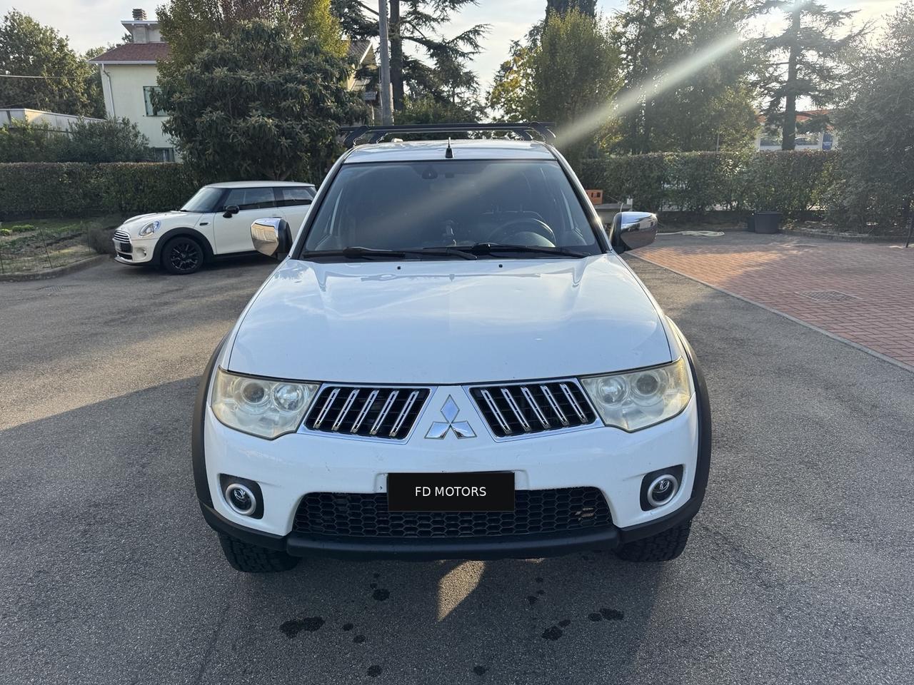 Mitsubishi L200 2.5 DI-D/178CV DC Intense Plus