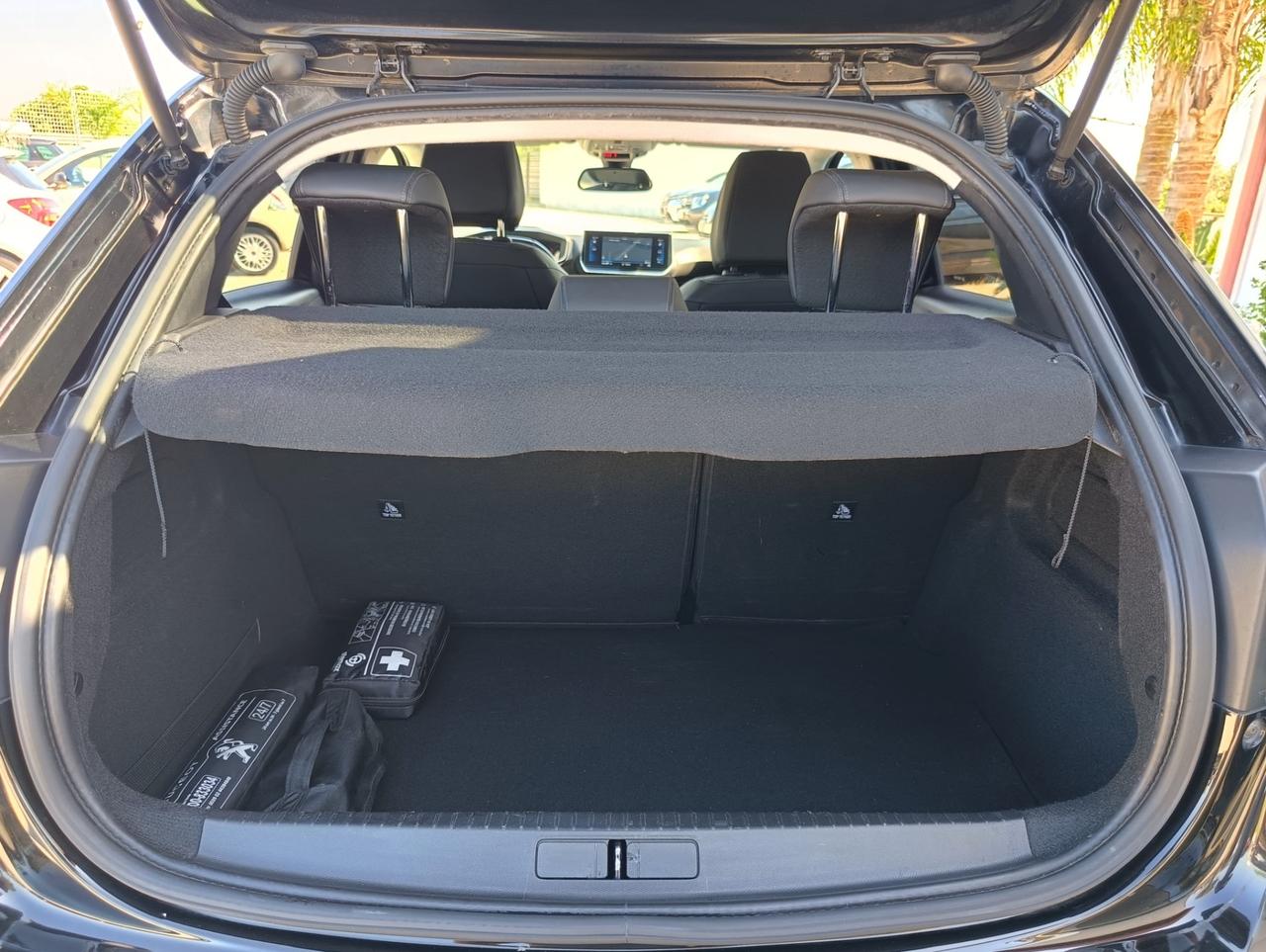 Peugeot 208 BlueHDi 100 Stop&Start 5 porte Allure