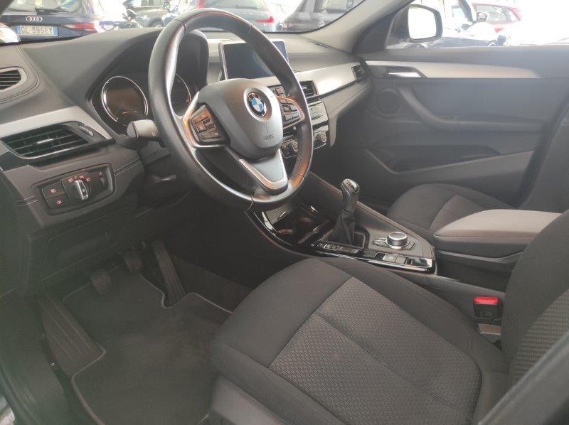 BMW X2 (F39) - X2 sDrive18i Business-X