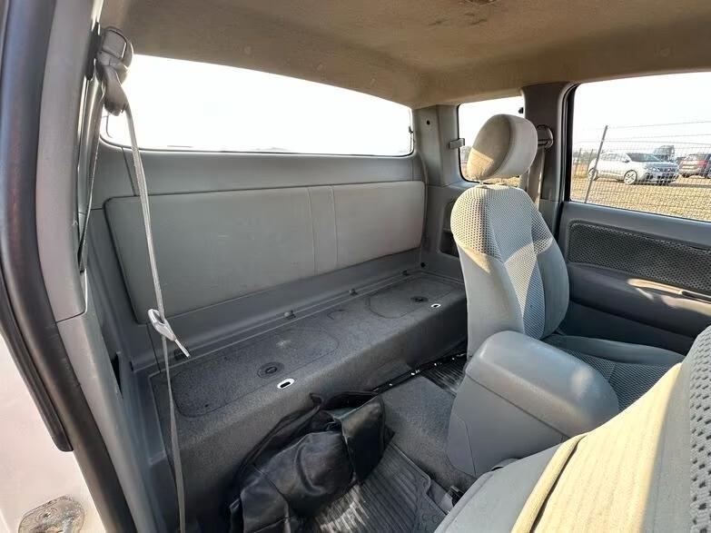 Toyota Hilux 2.5 D-4D 4WD 2p. Extra Cab DLX