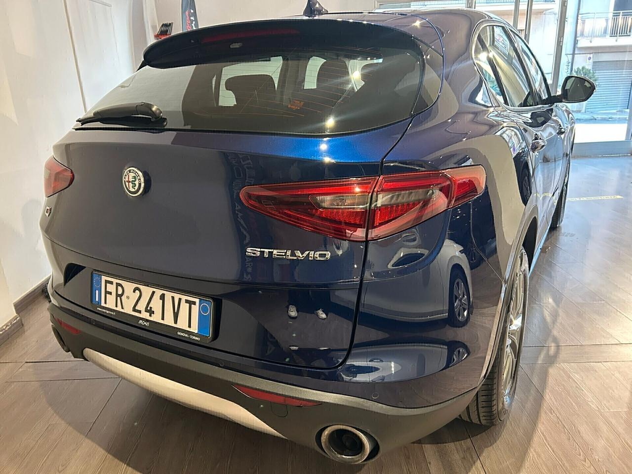 Alfa Romeo Stelvio 2.2 Turbodiesel 210 CV AT8 Q4 Business