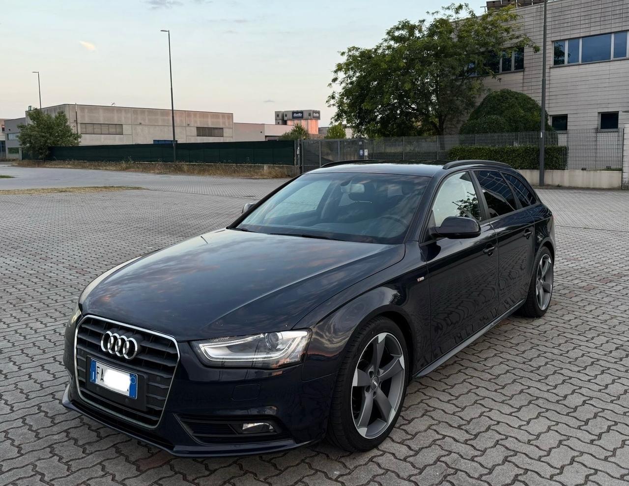 Audi A4 Avant 2.0 TDI 150 CV clean diesel quattro Advanced