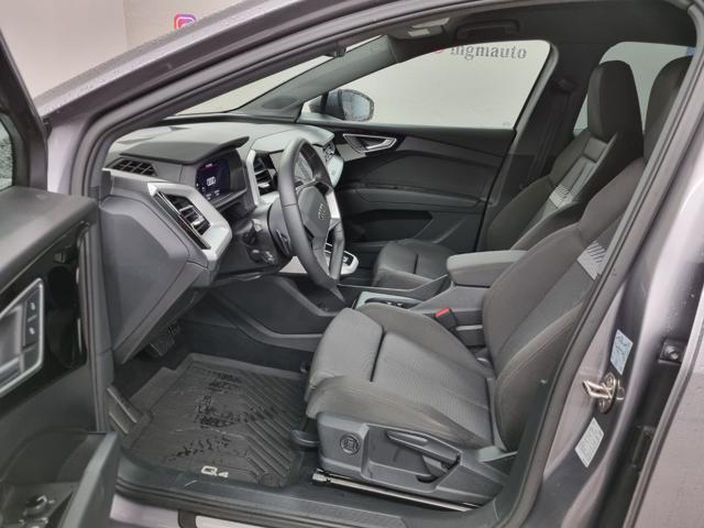 AUDI Q4 e-tron Q4 SPB 40 e-tron BUSINESS ADVANCED