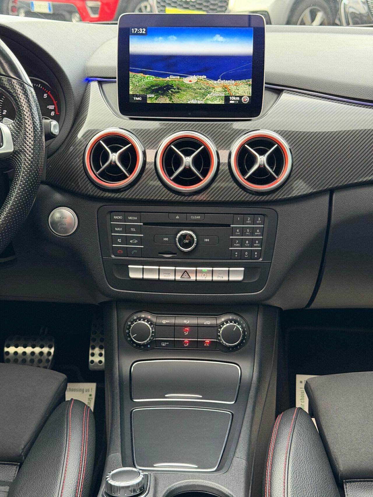 Mercedes Classe B 200D PREMIUM AMG 4 MATIC