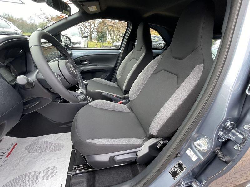 Toyota Aygo X 1.0 Active 72cv - KM0