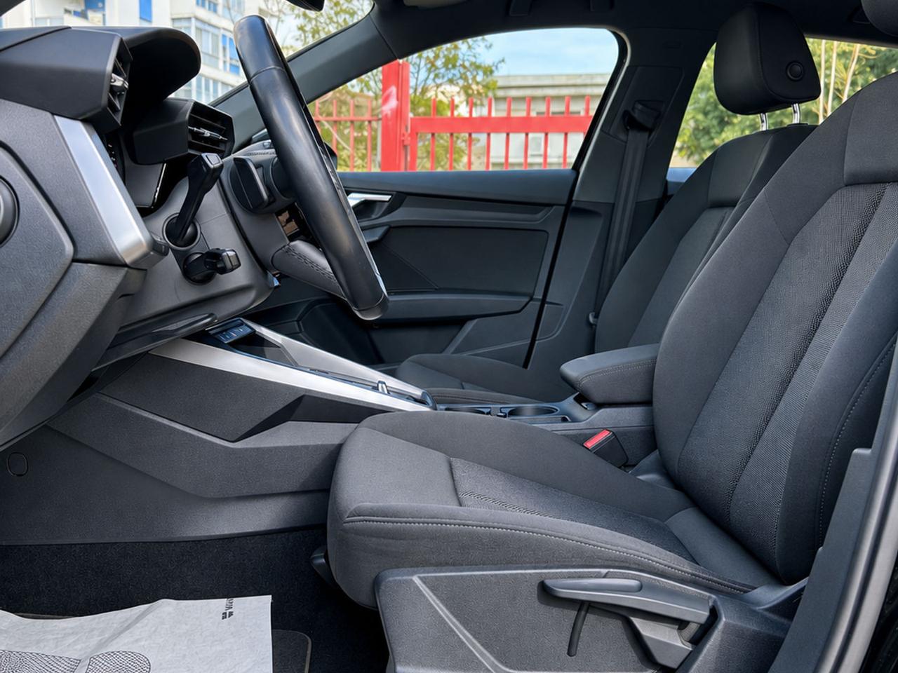 Audi A3 2.0 30 TDI Business Advanced #50978