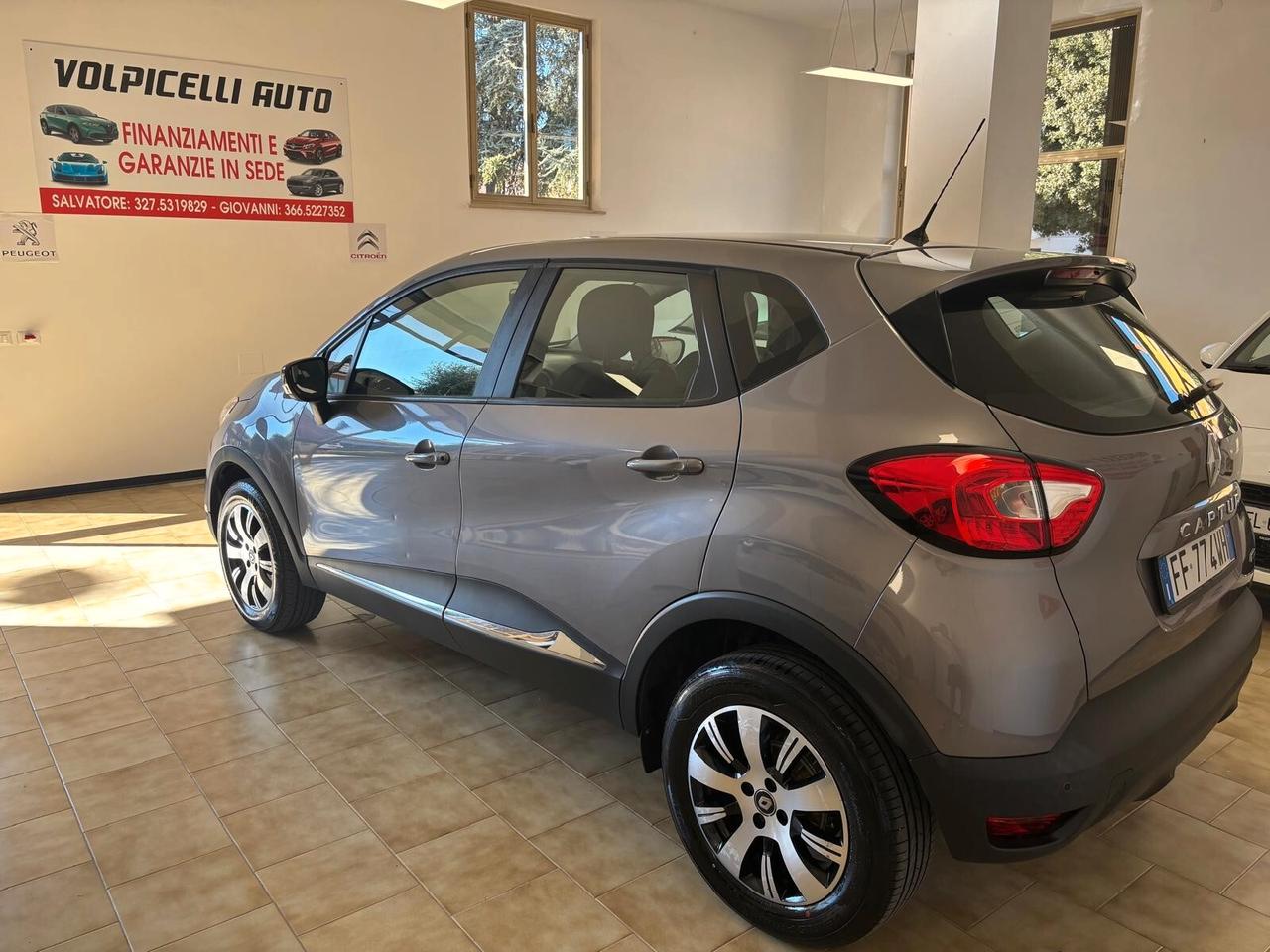 RENAULT CAPTUR ANNO 2017 DS 1.5 ADATTA NEOPATENTATI KM 111 MILA
