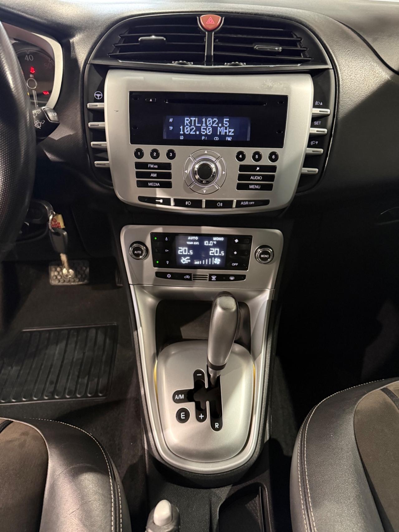 Lancia Delta 1.6 MJT DPF Oro