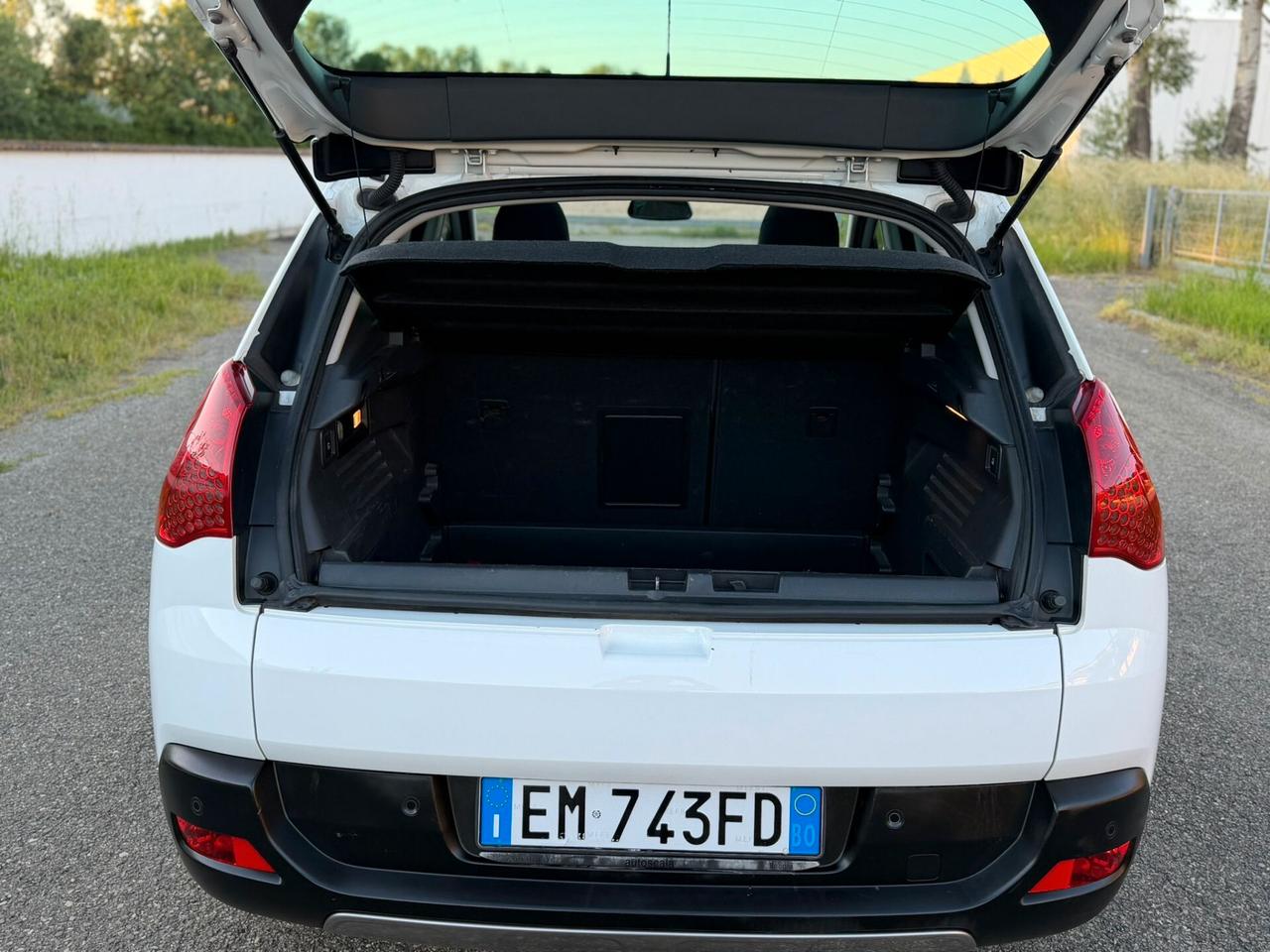 Peugeot 3008 1.6 HDi 115CV Business