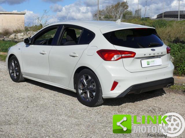 FORD Focus 1.5 TDCi 120 CV ST-Line