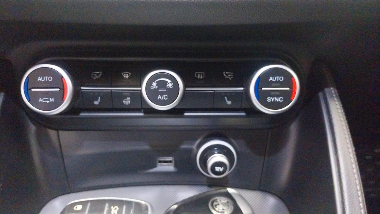 Alfa Romeo Stelvio 2.2 Turbodiesel 210 CV AT8 Q4 Executive