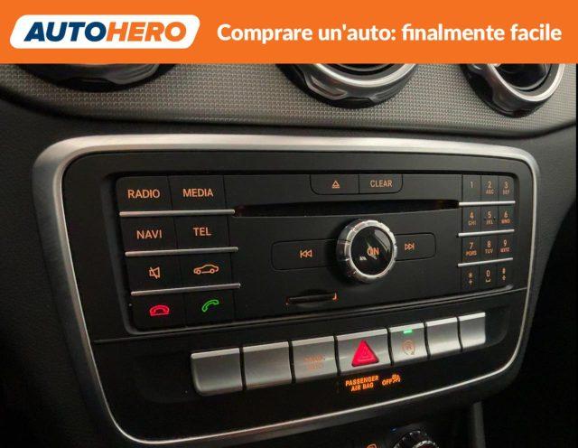 MERCEDES-BENZ GLA 200 d Automatic Sport