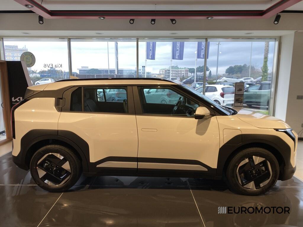 Kia EV3 58,3 kWh Air c/pompa calore