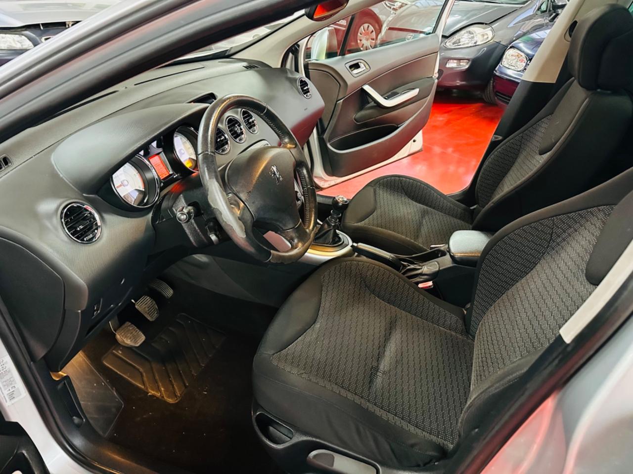 Peugeot 308 1.6 HDi 110CV SW Ciel Tecno