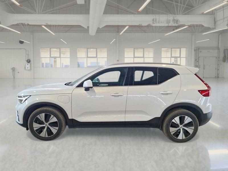 VOLVO XC40 T4 RECHARGE PLUG-IN AUTO CORE SUV
