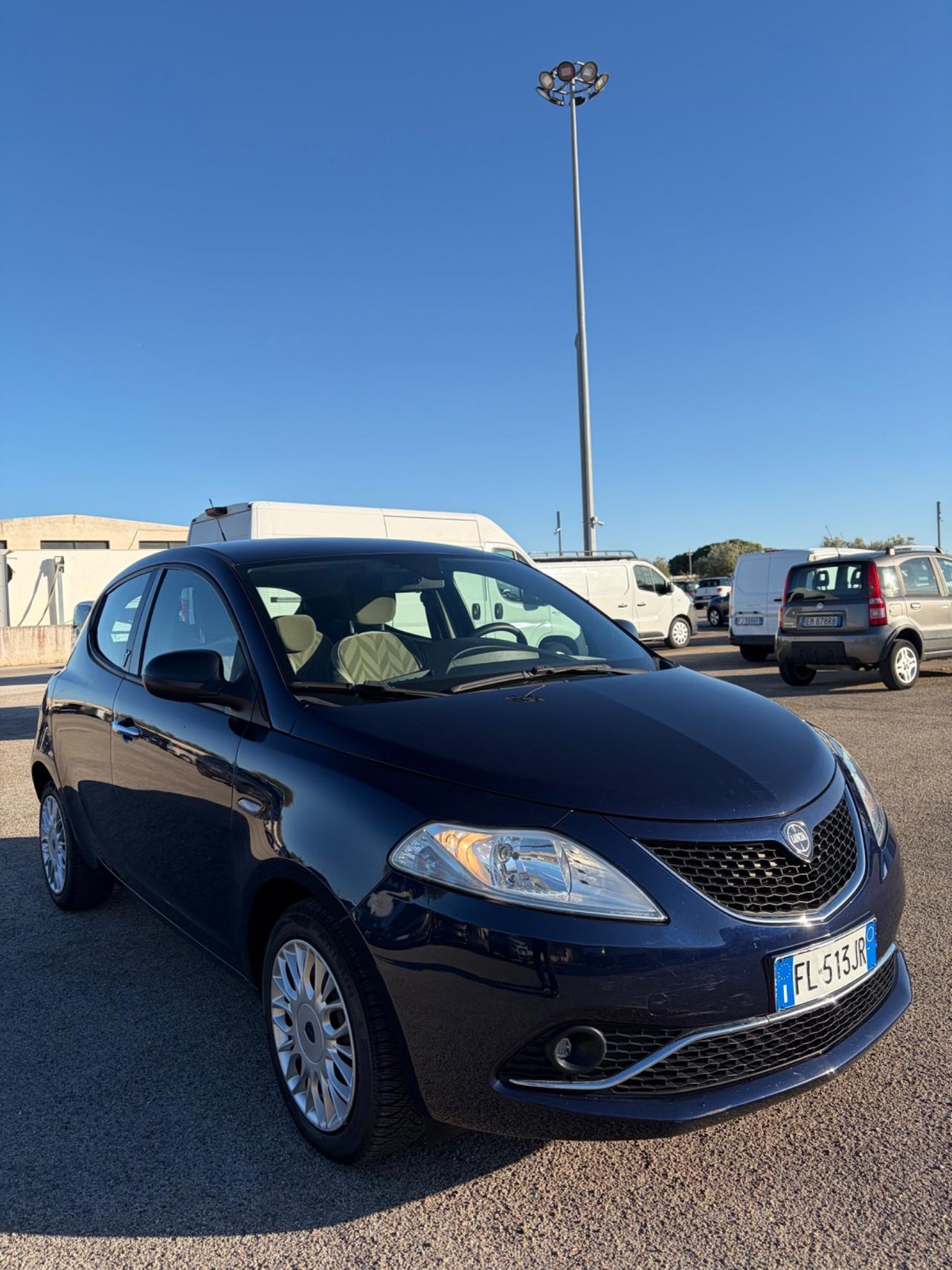 Lancia Ypsilon 1.3 MJT 16V 95 CV 5 porte S&S Mya