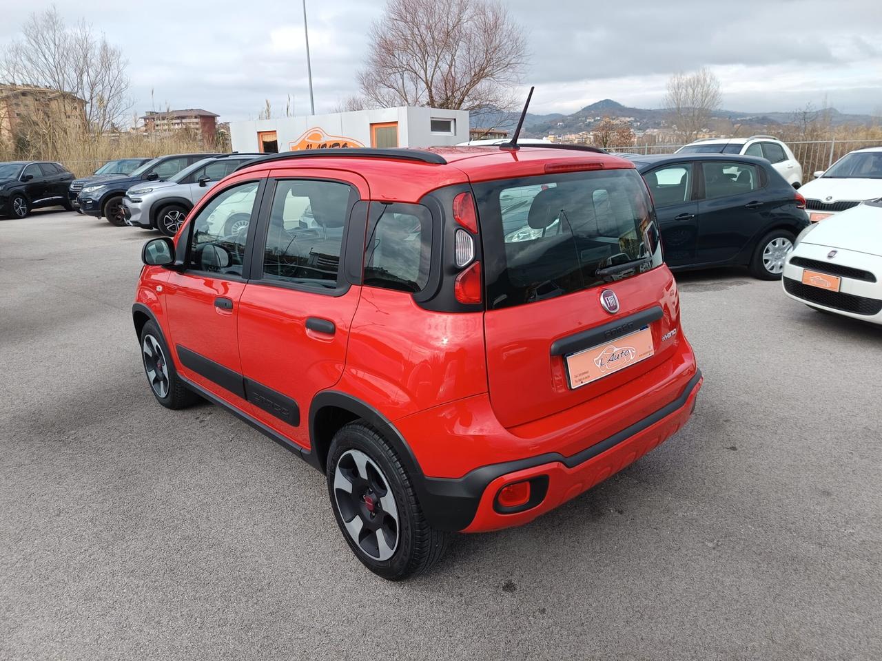 Fiat Panda 1.0 S&S Hybrid City Cross 70cv