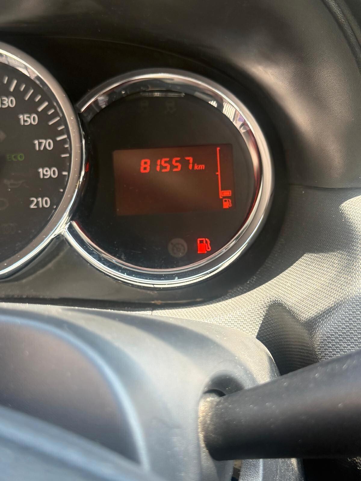 Dacia Duster 1.6 115 SES 4X2 GPL SERIE BLACK SHADOW