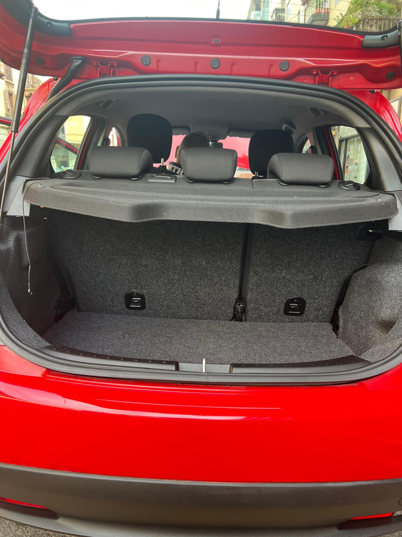 Lancia Ypsilon 1.2 69 CV 5 porte