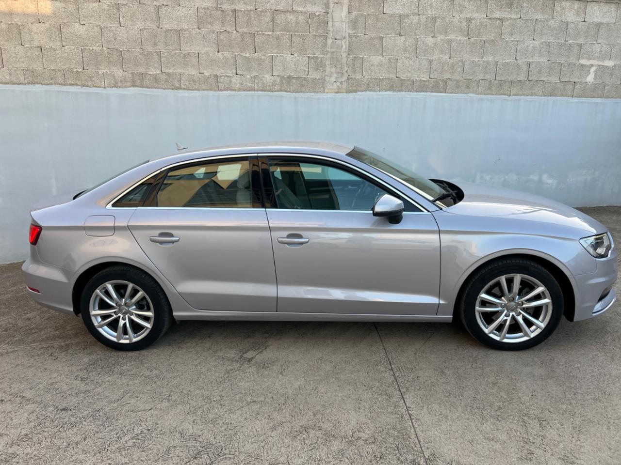 Audi A3 Sedan 2.0 TDI Ambition | 2013